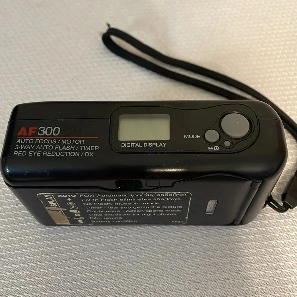 Vivitar AF300 Retro camera auto focus retro 35mm film vintage trend